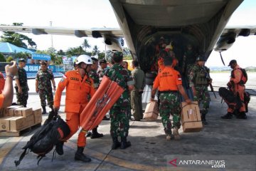 Pangdam Cenderawasih semangati tim pencari helikopter MI 17