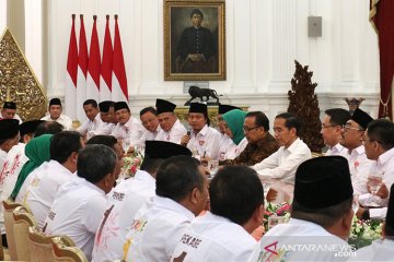 Presiden Jokowi temui fungsionaris PKB di Istana Merdeka