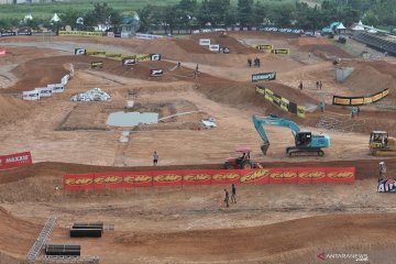 Sirkuit kejuaraan Motor Cross Grand Prix di Palembang siap digunakan