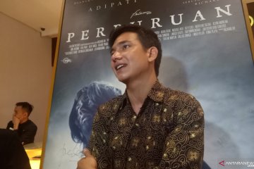 Adipati Dolken ingin produksi film pendek