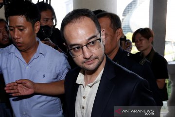 Riza Aziz, anak tiri Najib Razak diperiksa terkait skandal pencucian uang