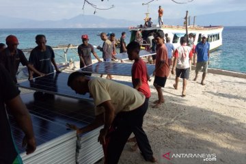 PLN NTT bangun tiga unit PLTS di Alor