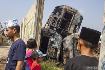 Kebakaran kereta bekas