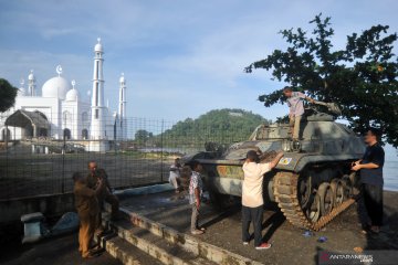 Hibah tank bersejarah operasi Trikora di Pantai Padang