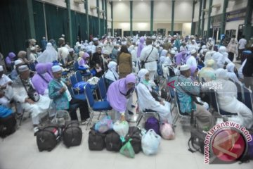Sebanyak 897 calhaj difasilitasi Imigrasi Palembang ke Tanah Suci