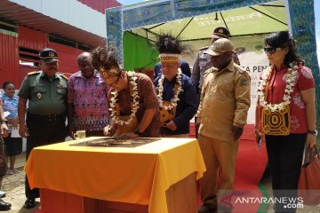 Pertamina resmikan SPBU Kompak di Kampung Bamomani Kabupaten Dogiyai
