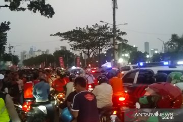 Suporter mulai tinggalkan GBK sebabkan lalu lintas padat merayap