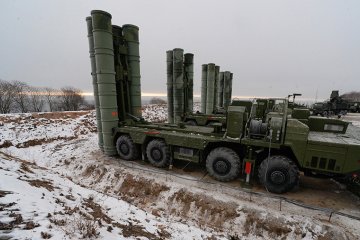 Rusia: sistem rudal S-400 sedang dikirimkan ke Turki