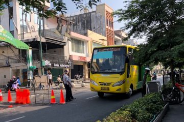 Permasalahan uji coba semi pedestrian Malioboro dikaji dari dua sisi