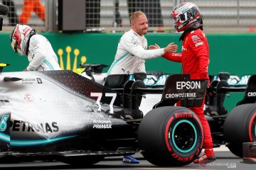 Duo Mercedes berjaya pada sesi kualifikasi GP Inggris