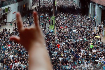 Ribuan warga Hong Kong kembali turun ke jalan tolak RUU Ekstradisi