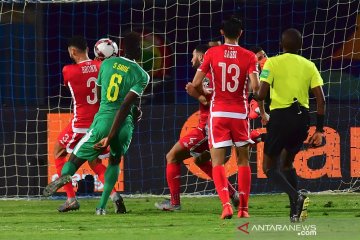 Senegal ke final berkat gol bunuh diri