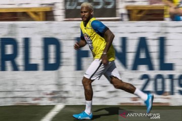 Neymar sudah kembali berlatih dengan PSG