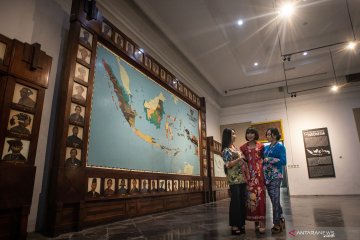 Perancang Musa Widyatmodjo sebut penggunaan kebaya punya "resep"