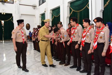 Sekda Jabar lepas 58 anggota pramuka ke Amerika-Belanda