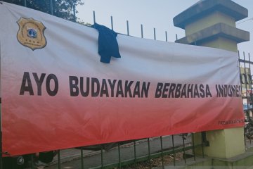 Bahasa kendala dalam pendistribusian logistik untuk pengungsi suaka