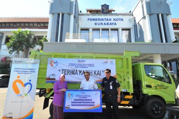 PT KAI hibahkan "dump truck" ke Pemkot Surabaya