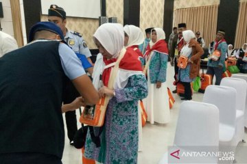 Calon haji Kloter 15 Makassar khawatirkan ibadah "Arbain"