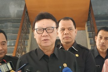 Mendagri sayangkan sikap Wali Kota Tangerang hentikan layanan publik