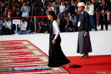 Aung San Suu Kyi menghadiri Peringatan ke-72 Hari Martir Myanmar