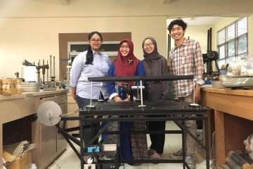 Mahasiswa UGM ciptakan pondasi tahan gempa dari "shockbreaker" motor