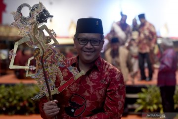 PDI Perjuangan gelar pertunjukkan Wayang Kulit di Tugu Proklamasi