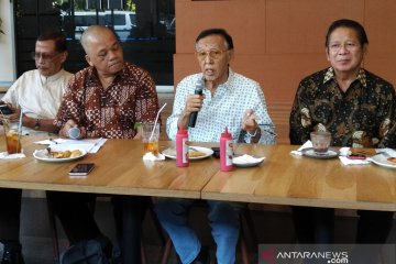 Jaksa agung diusulkan dari jaksa karir plus