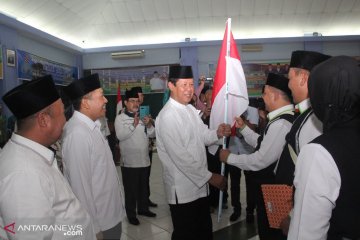 Plt Gubernur minta jamaah calon haji doakan Kepri sejahtera