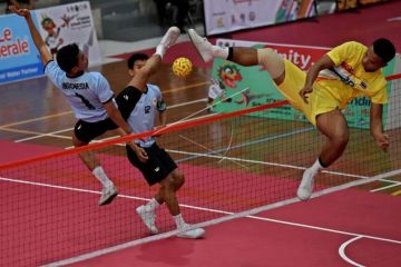 Tim sepak takraw beregu putra Indonesia raih perak
