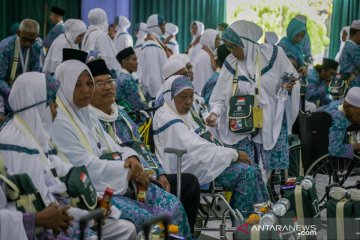 Embarkasi Batam berangkatkan 8.032 calon haji