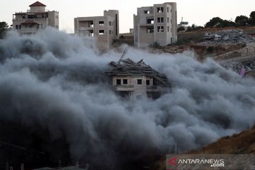 Bangunan Palestina kembali dibom