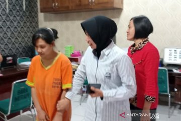 Ibu menganiaya anak kandung dibawa ke RSJ