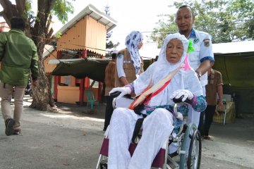 Sembilan calon haji Sulteng batal berangkat