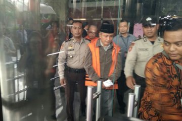 KPK tahan dua anggota DPRD Jambi