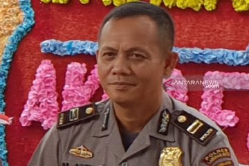 Polisi adopsi adik dari remaja 14 tahun yang dijual keluarganya