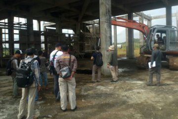 KPK bantu Polda Kalbar cek fisik pembangunan Masjid Agung Melawi