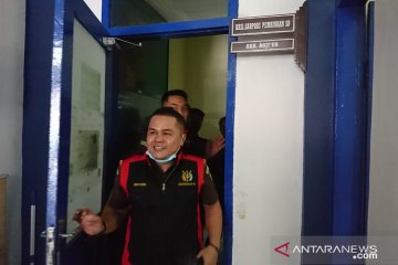 Kejari geledah ruang kerja Kasi Sarpras Disdik Sampang