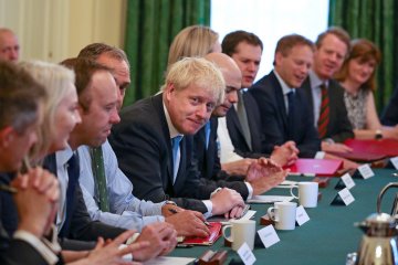 Menlu Irlandia: PM Johnson "sangat tak membantu" dalam Brexit