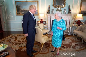 Boris bertemu Ratu Elizabeth II