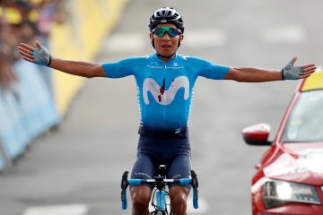 Quintana juara etape 18, Bernal incar jersey kuning Alaphilippe