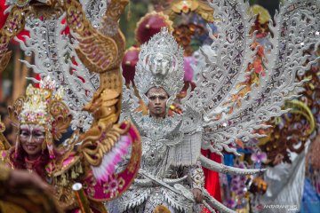 Solo Batik Carnival XII