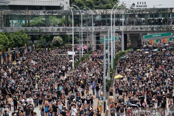 Massa pro demokrasi kembali turun ke jalanan di Hong Kong