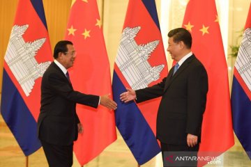 Xi Jinping bertemu Hun Sen peringati 65 tahun hubungan diplomatik