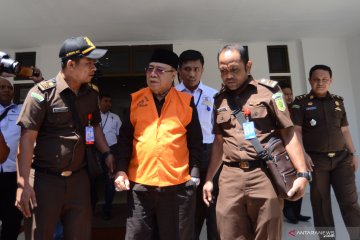 Kejati Aceh tahan mantan Bupati Simeulue