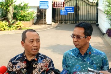 Celana panjang untuk Paskibraka sesuai Perpres Nomor 71 Tahun 2018