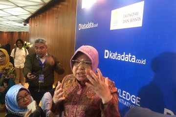 Risma optimalkan APBD Surabaya yang sepersepuluh dari DKI