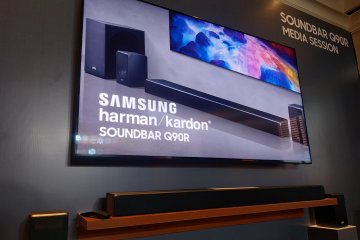 Samsung Harman Kardon Soundbar Q90R bawa suasana bioskop ke rumah