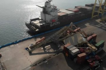 Crane roboh di Pelabuhan Tanjung Emas akibatkan kerugian Rp60 M