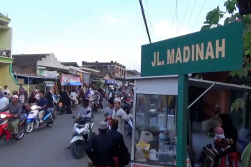 Keharmonisan nan indah di Kampung Madinah