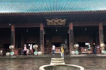 Sholat Jumat di masjid tertua di Xi'an